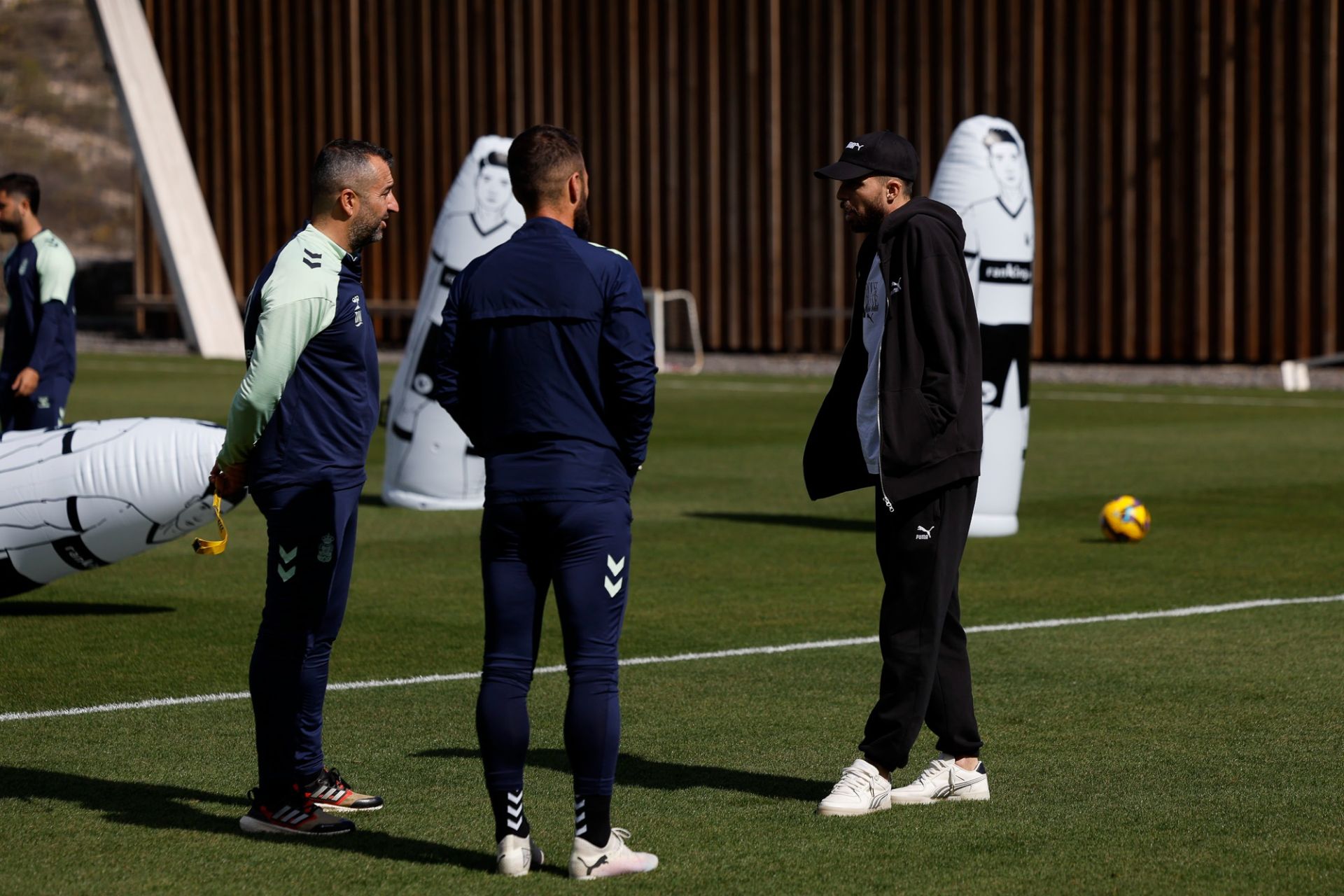 Imagen secundaria 2 - Kirian en el entrenamiento de la UD.