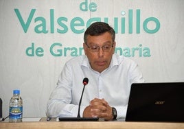 Francisco Atta, alcalde de Valsequillo.