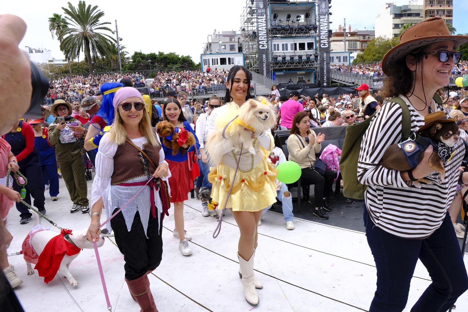 El carnaval canino de la capital grancanaria, en imágenes