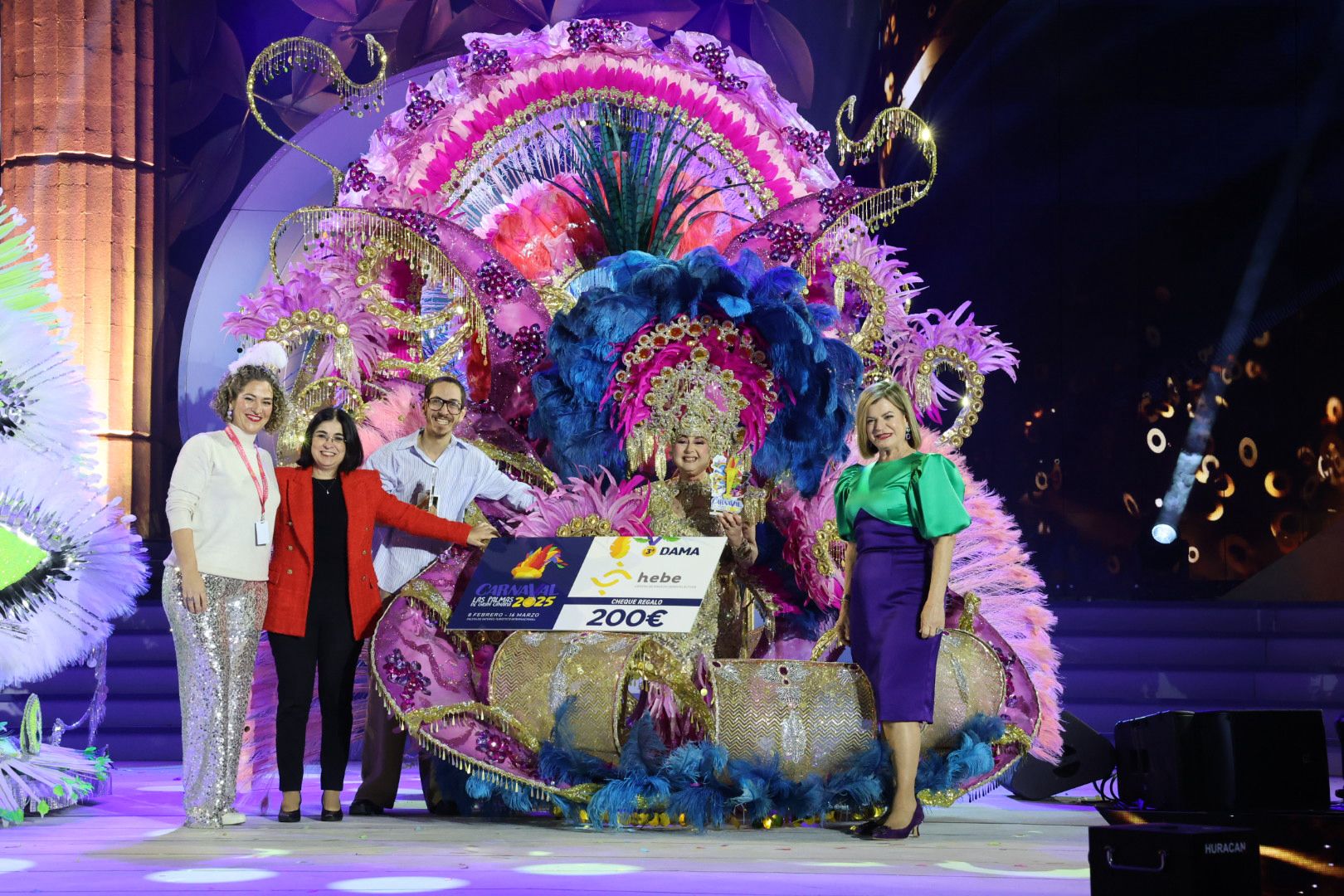 La gala de la gran dama del carnaval de Las Palmas de Gran Canaria, en imágenes