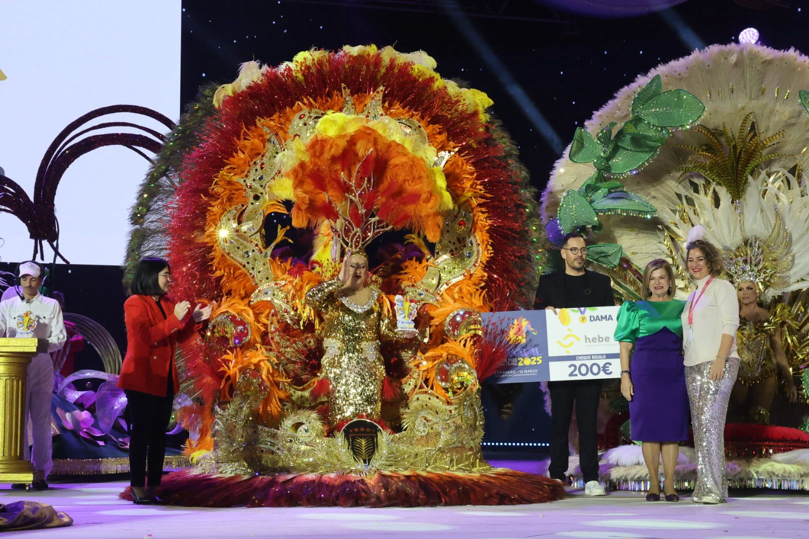 La gala de la gran dama del carnaval de Las Palmas de Gran Canaria, en imágenes