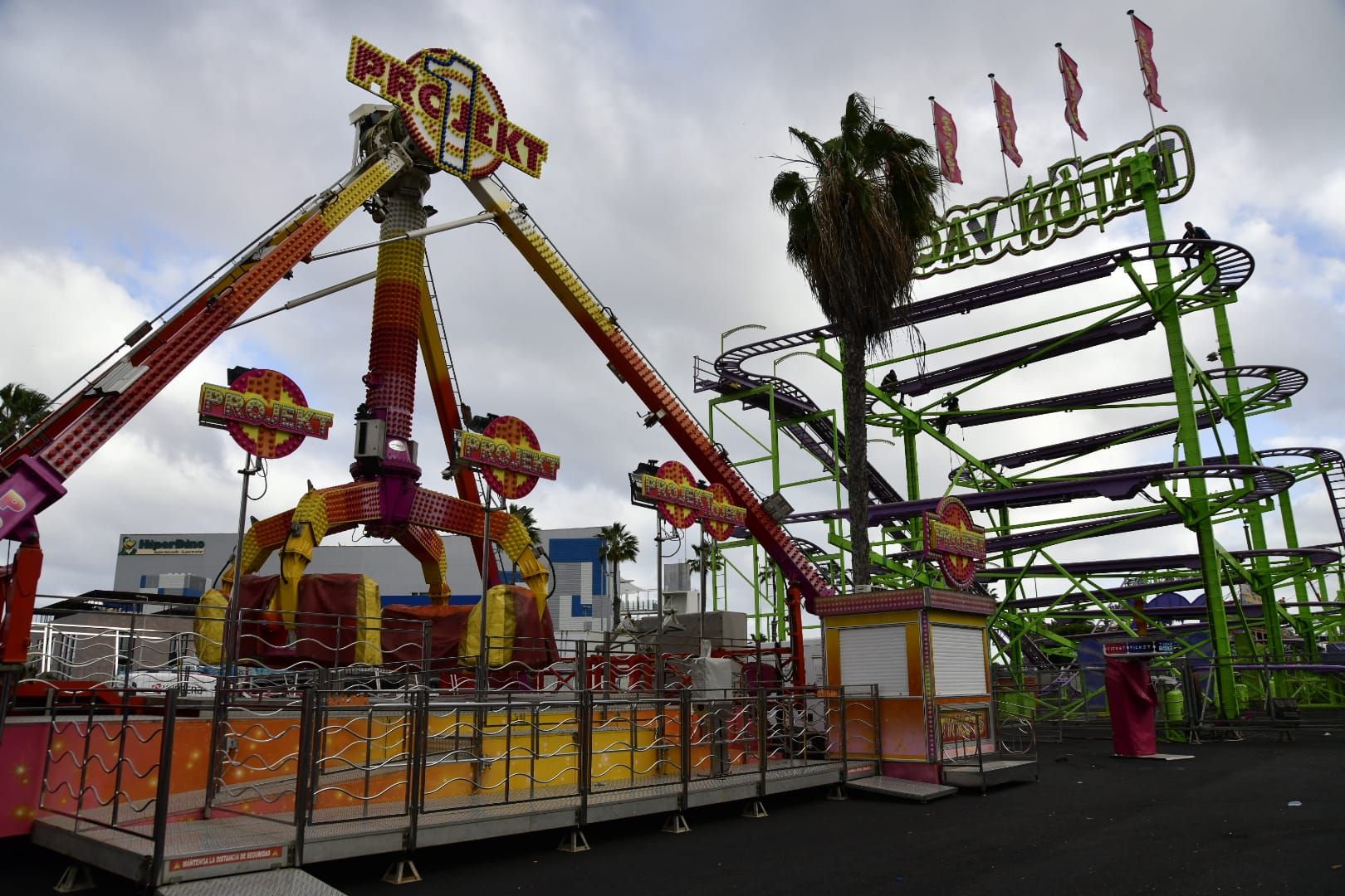 La feria de atracciones ya se prepara para el carnaval en El Refugio