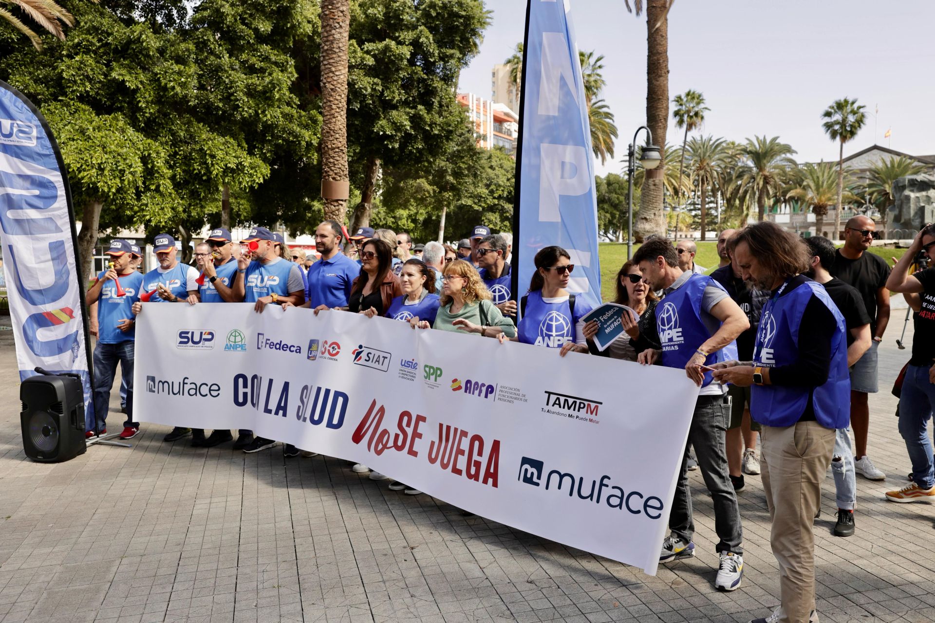 10 sindicatos salen a la calle en la capital grancanaria en defensa del sistema de Muface