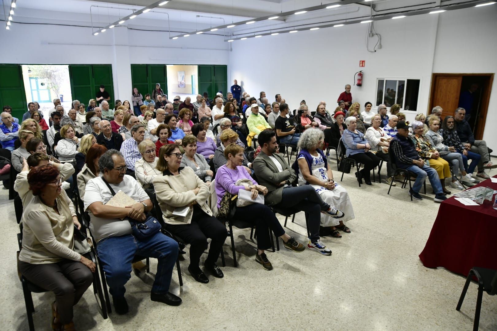 La Isleta rinde homenaje a los vecinos del barrio