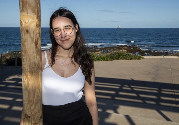 Lilian Hidalgo Cárdenas, con sonrisa permanente pese a sus diez enfermedades, siete de ellas raras.