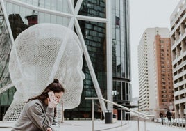 Novedades y consejos en el sector telecomunicaciones para 2025