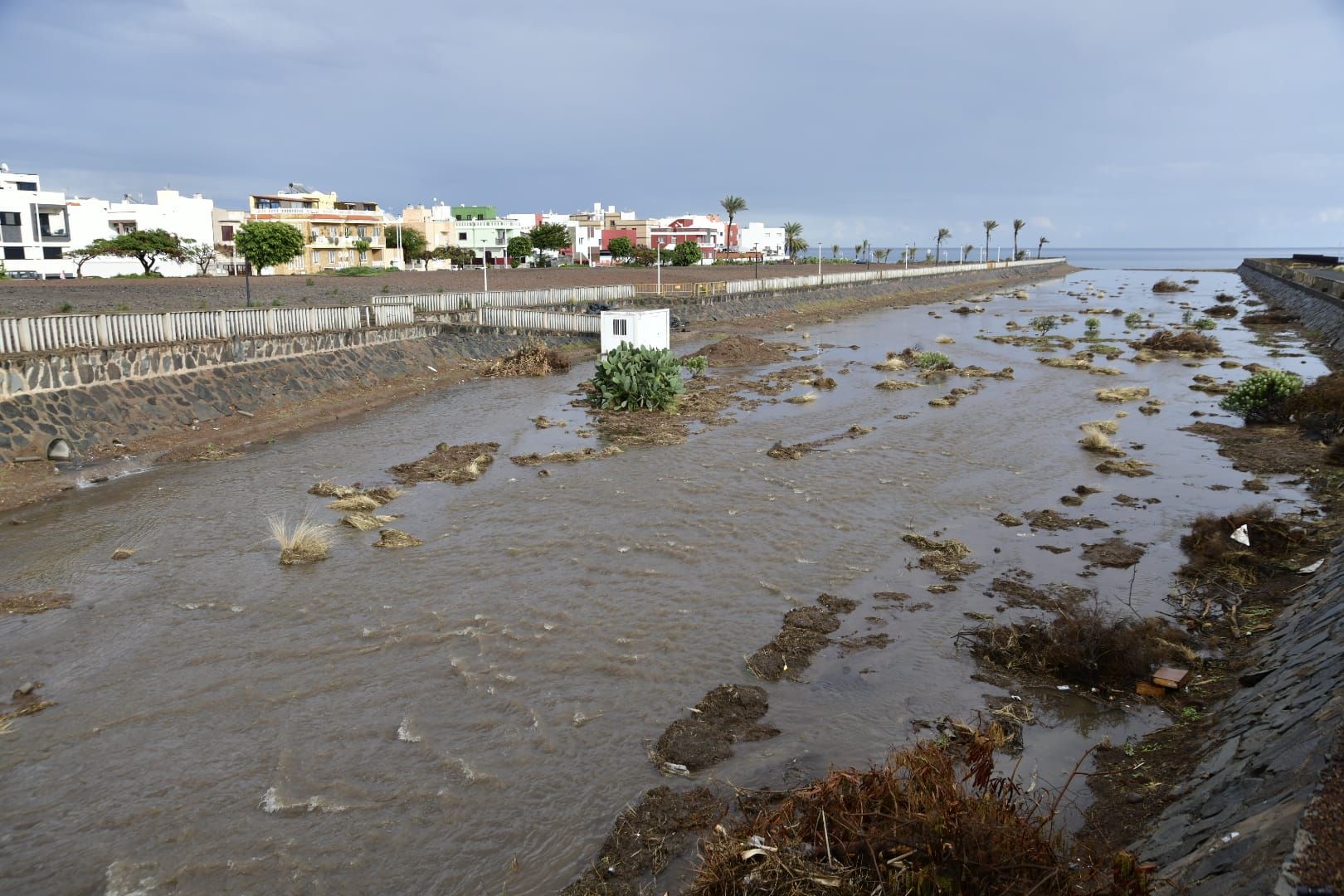 Las intensas lluvias se hacen con Arinaga