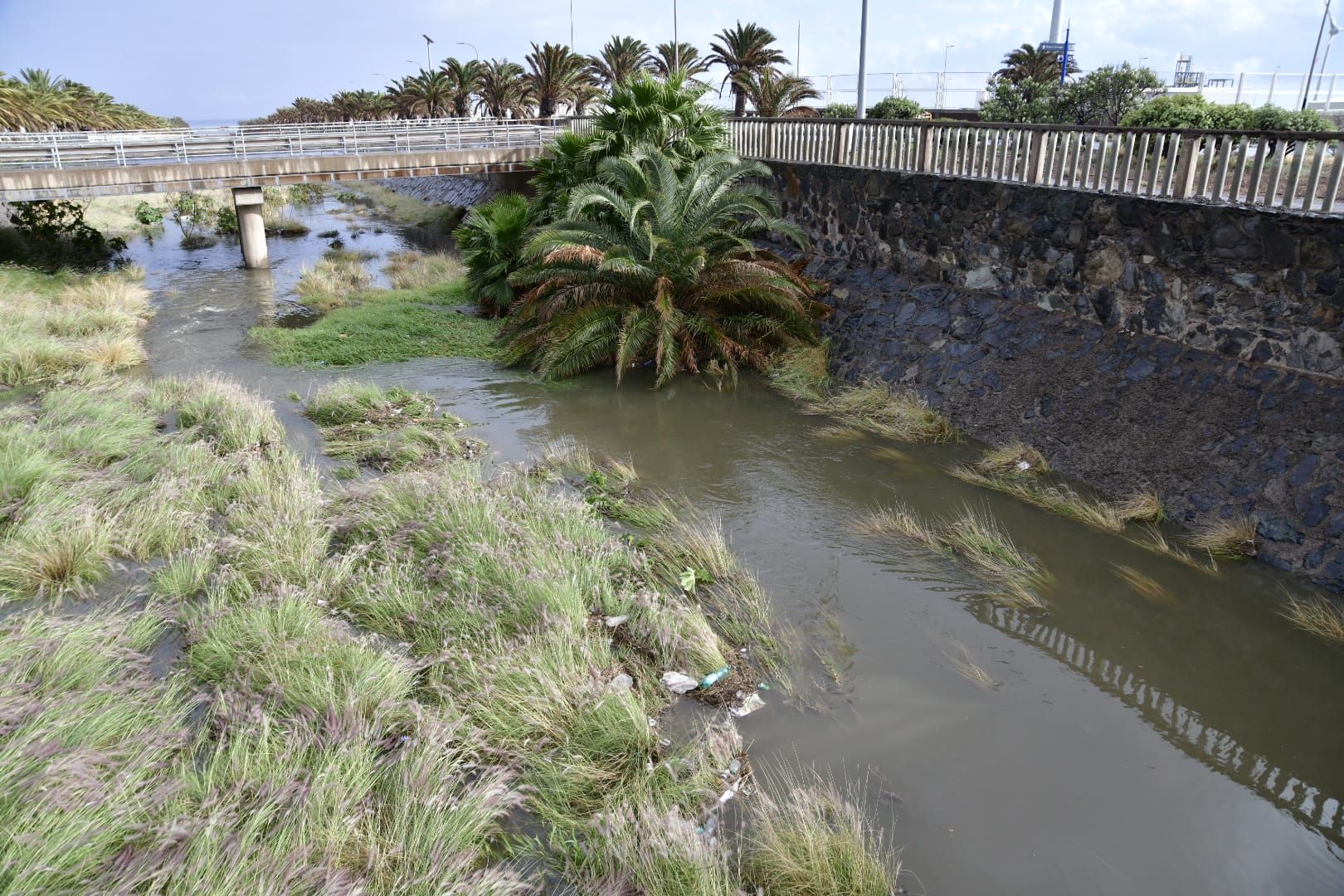 Las intensas lluvias se hacen con Arinaga