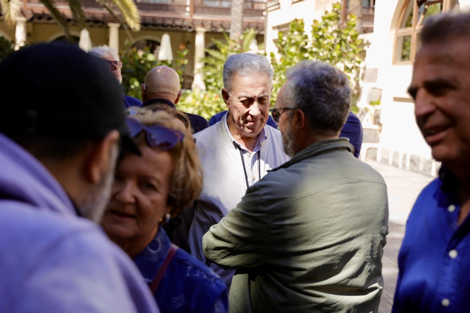 Los periodistas veteranos del archipiélago se reúnen en el Pueblo Canario