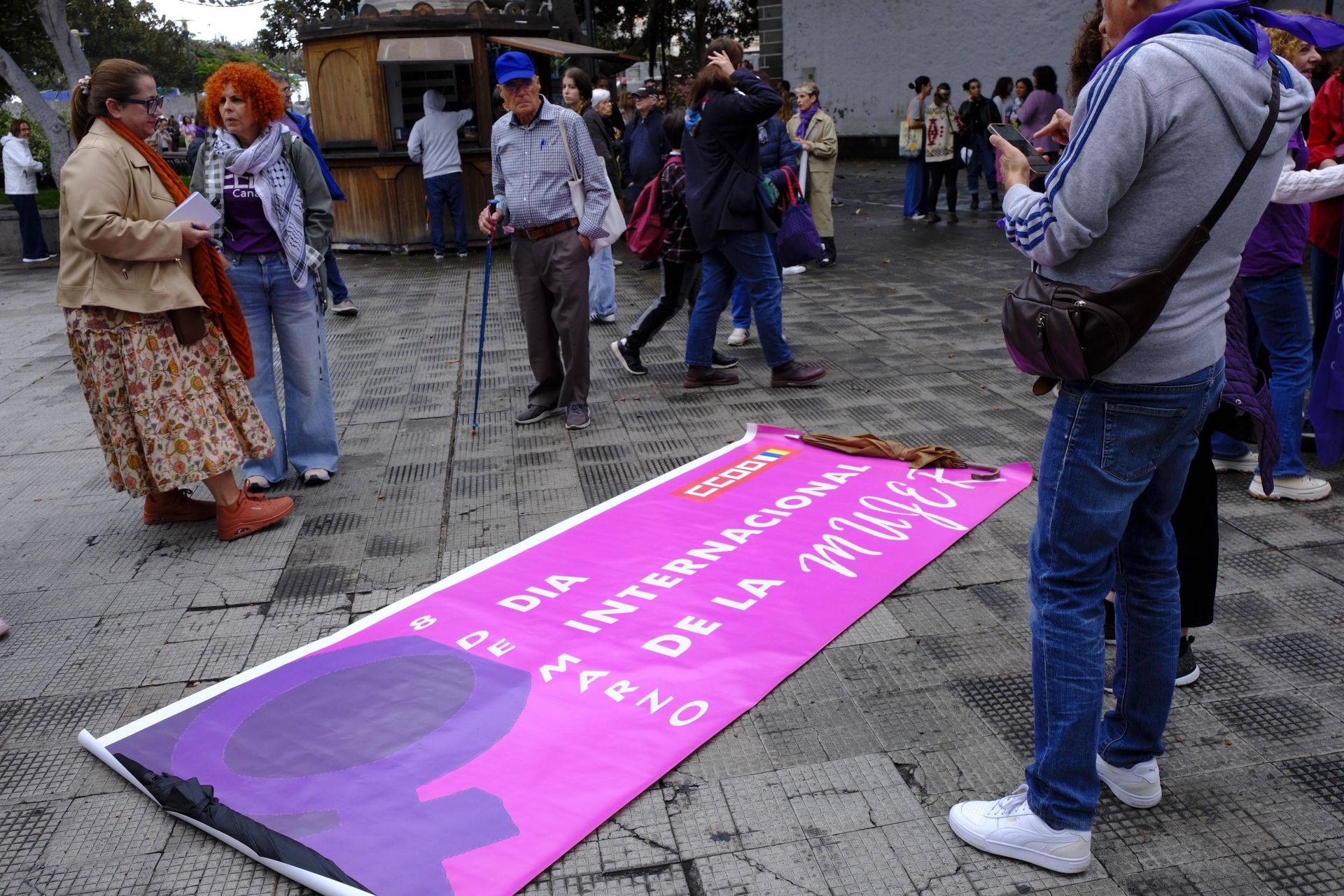 Las calles de la capital grancanaria se visten de lucha y orgullo