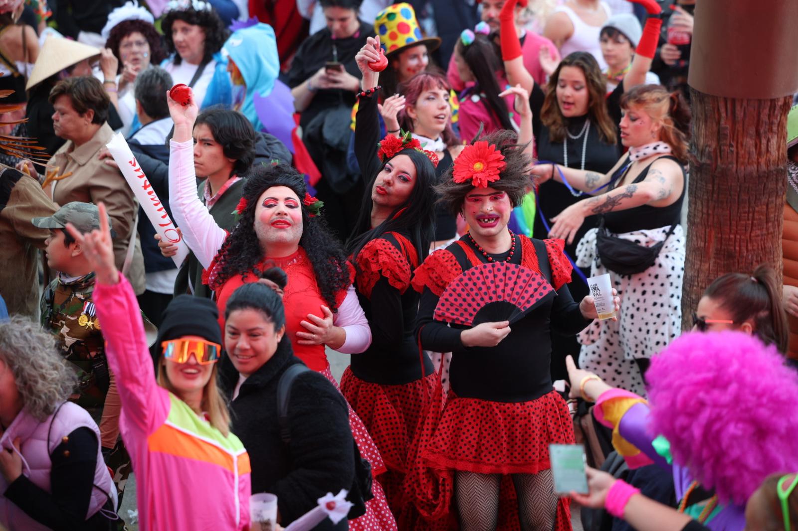 La música reina en el carnaval de día