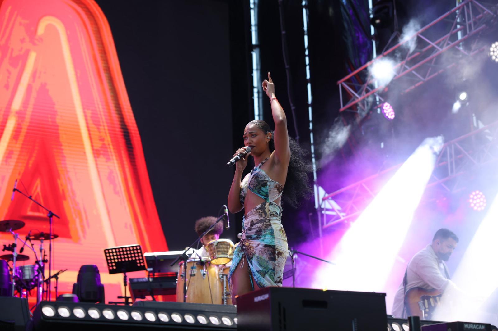 La música reina en el carnaval de día