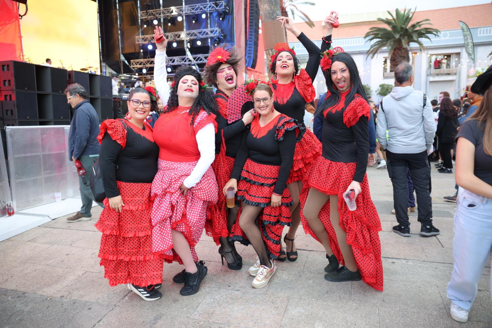 La música reina en el carnaval de día