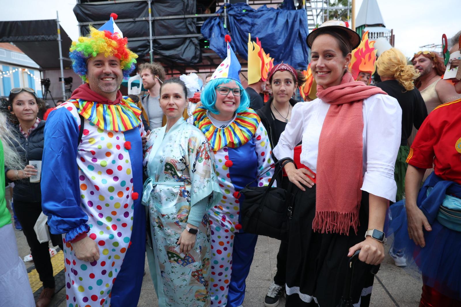 La música reina en el carnaval de día