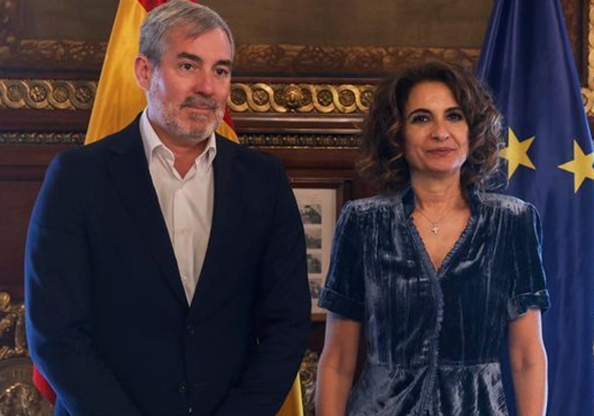 Fernando Clavijo y María Jesús Montero, en una imagen de archivo.