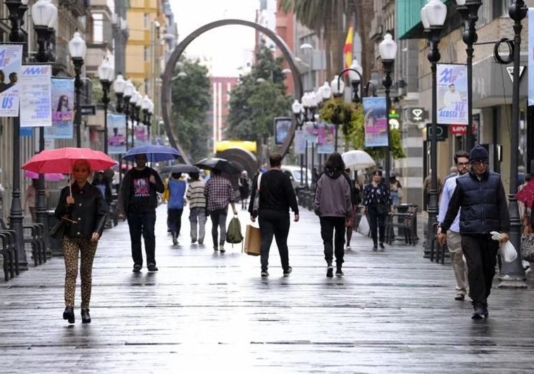 Episodio de lluvia en la capital grancanaria.