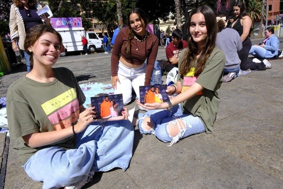 Zara, Angelina y Alejandra esperan repetir la foto que se hicieron con Maluma en 2019.