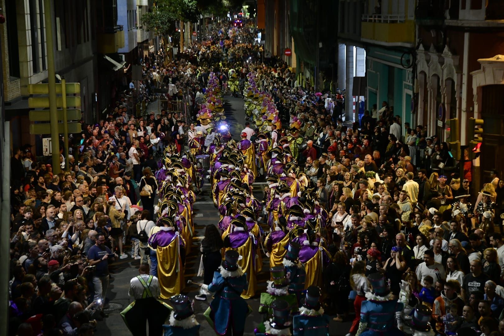 El carnaval de Las Palmas de Gran Canaria se despide con el entierro de la sardina