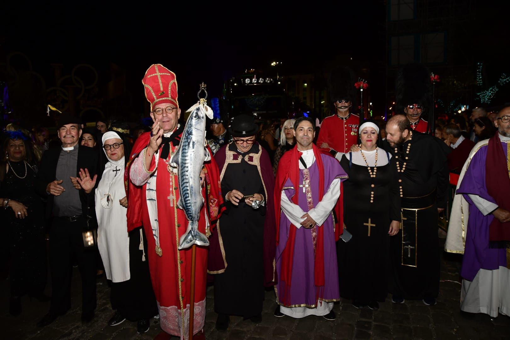 El carnaval de Las Palmas de Gran Canaria se despide con el entierro de la sardina