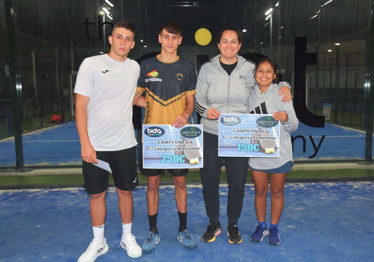 Las parejas ganadoras en Primera Categoría.