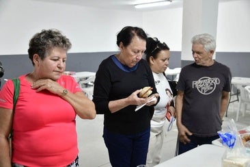 El edificio de Vecindario, desalojado y precintado por riesgo de derrumbe