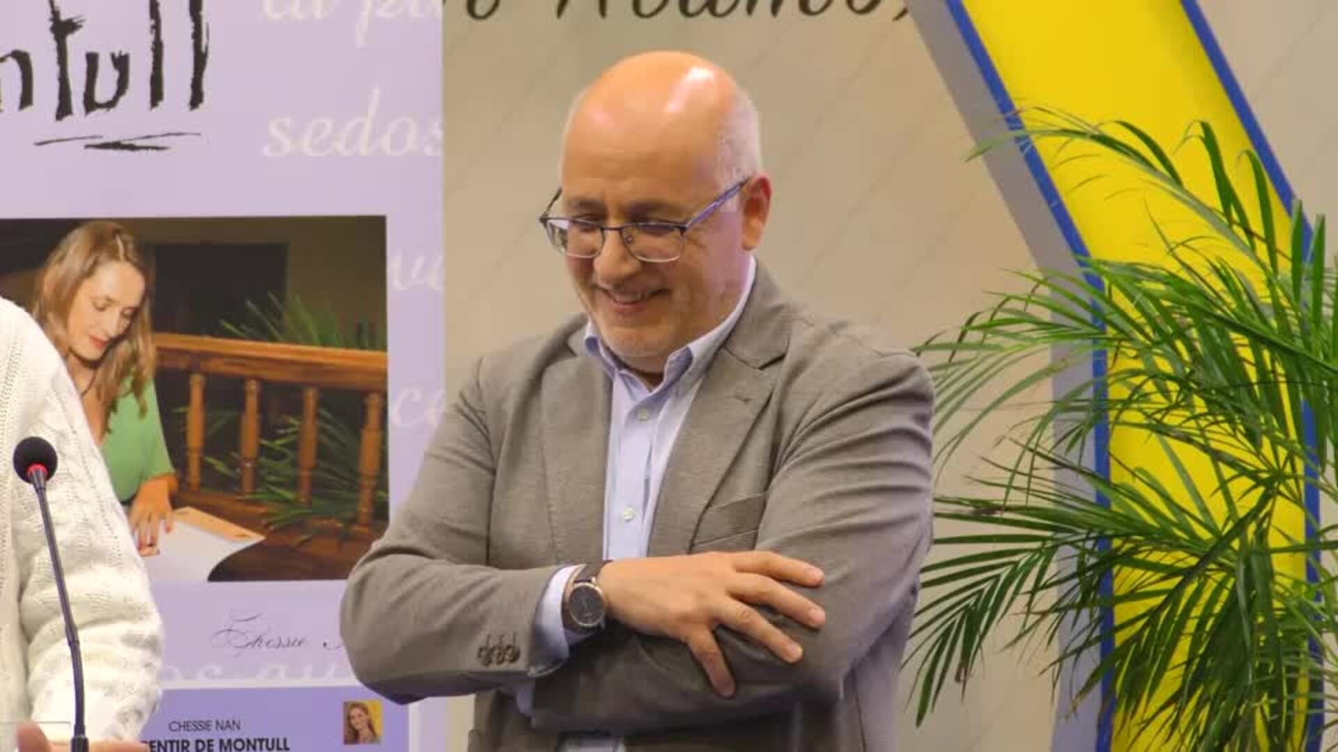 Presentación de la exposición 8 poemas para Ana de Luis Montull