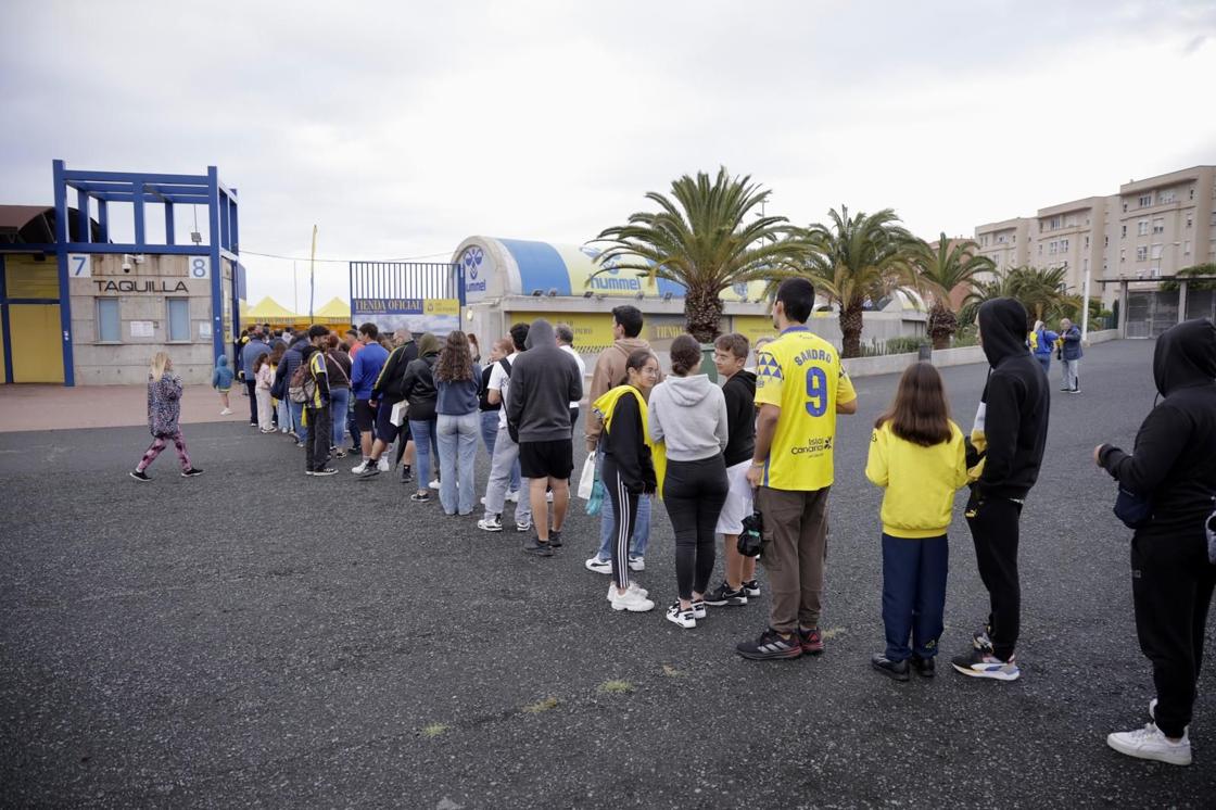 Januzaj y Viti regalan ilusión en el Gran Canaria