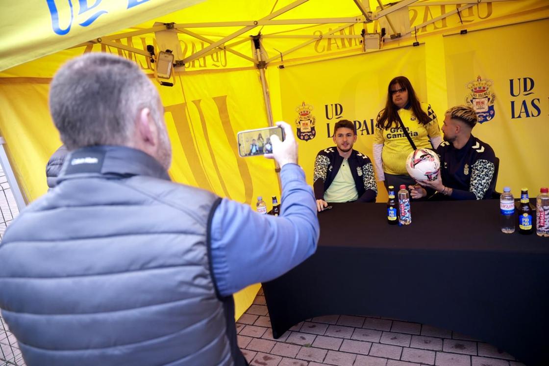 Januzaj y Viti regalan ilusión en el Gran Canaria