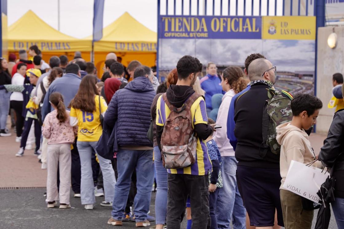 Januzaj y Viti regalan ilusión en el Gran Canaria