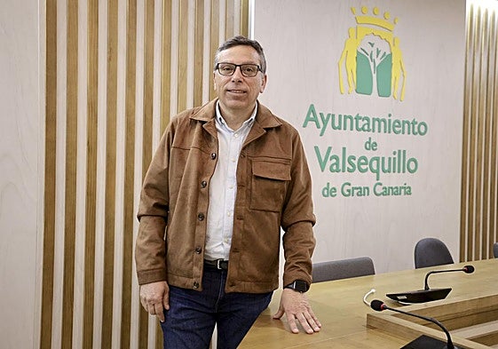 Francisco Atta, alcalde de Valsequillo, analizó la actual situación política en el municipio.