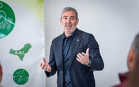 El presidente de Canarias, Fernando Clavijo, en un acto en El Hierro.