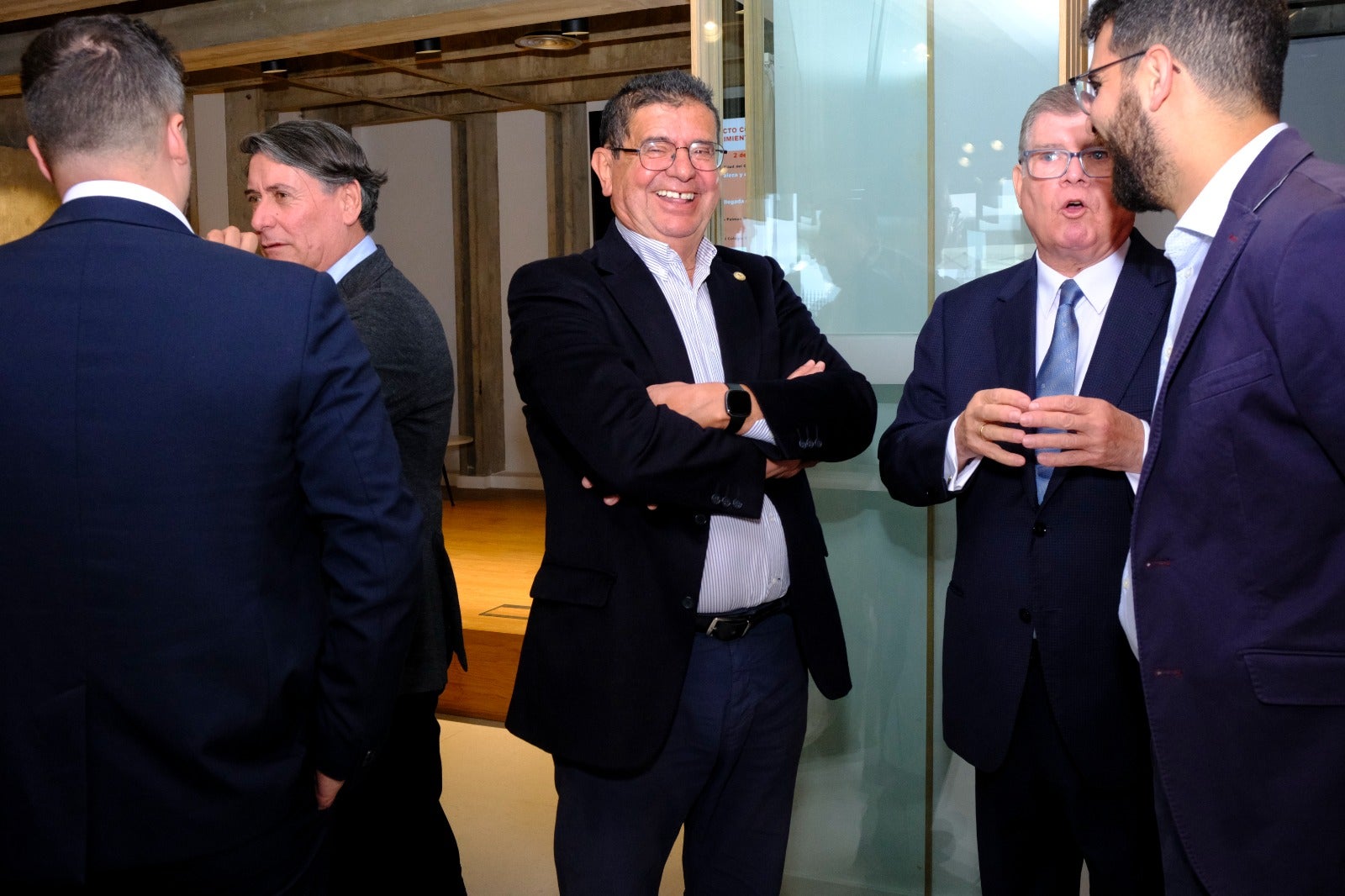 Imágenes del tributo y legado de León y Castillo