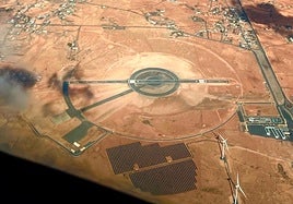 El estratopuerto para plataformas satélites y aéreas no tripuladas y el edificio del CSSI del Parque Tecnológico, desde el aire.