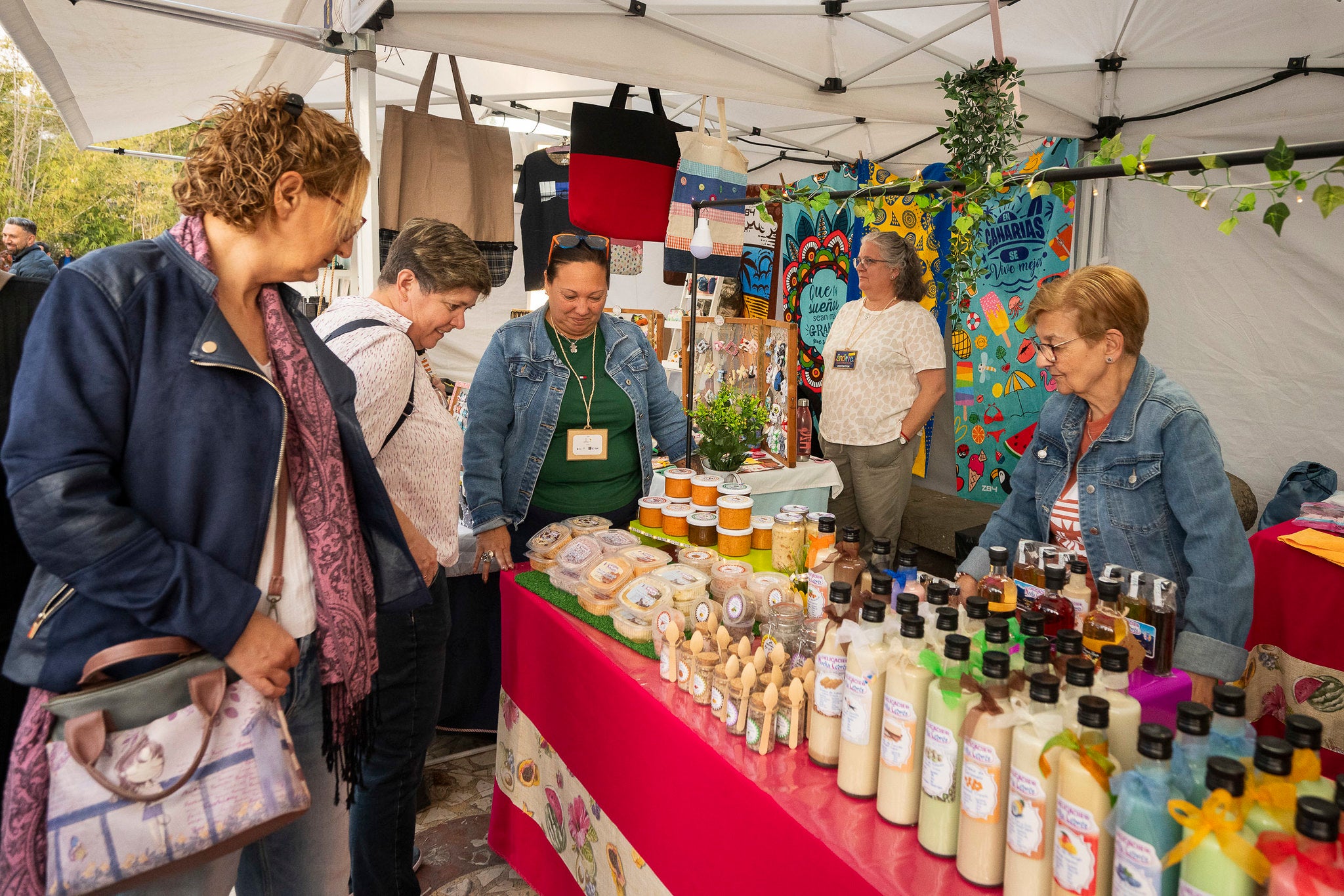 Gastronomía, artesanía, folclore, color y tradición en Arucas