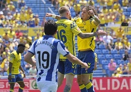 McBurnie celebra su primer gol en liga, que por ahora no vale para remontar el partido.