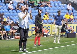 Diego Martínez, durante el partido de este domingo en el Gran Canaria.