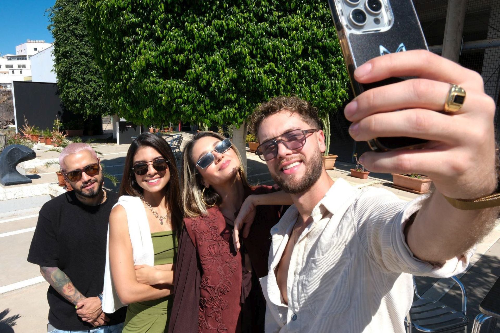 La visita de los actores de &#039;La Reina del Flow&#039; a CANARIAS7, en imágenes