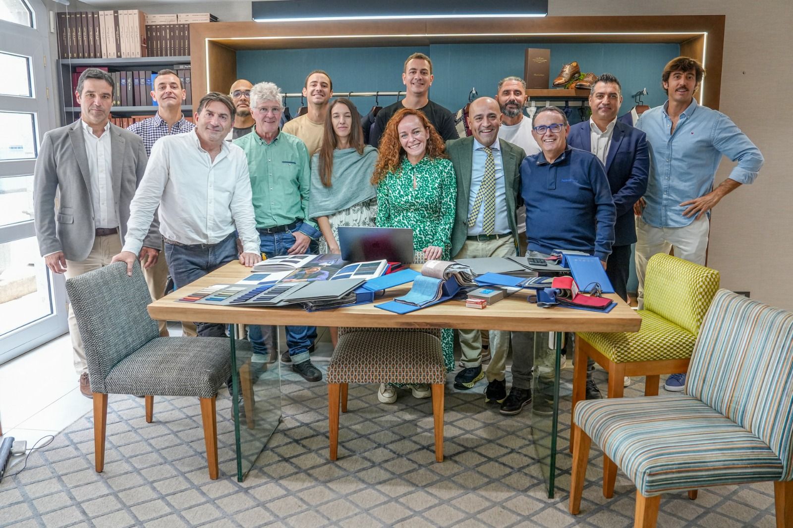 Mezzo Bespoke vestirá a los embajadores del 'Distinguished Gentleman's Ride 2025' en Canarias