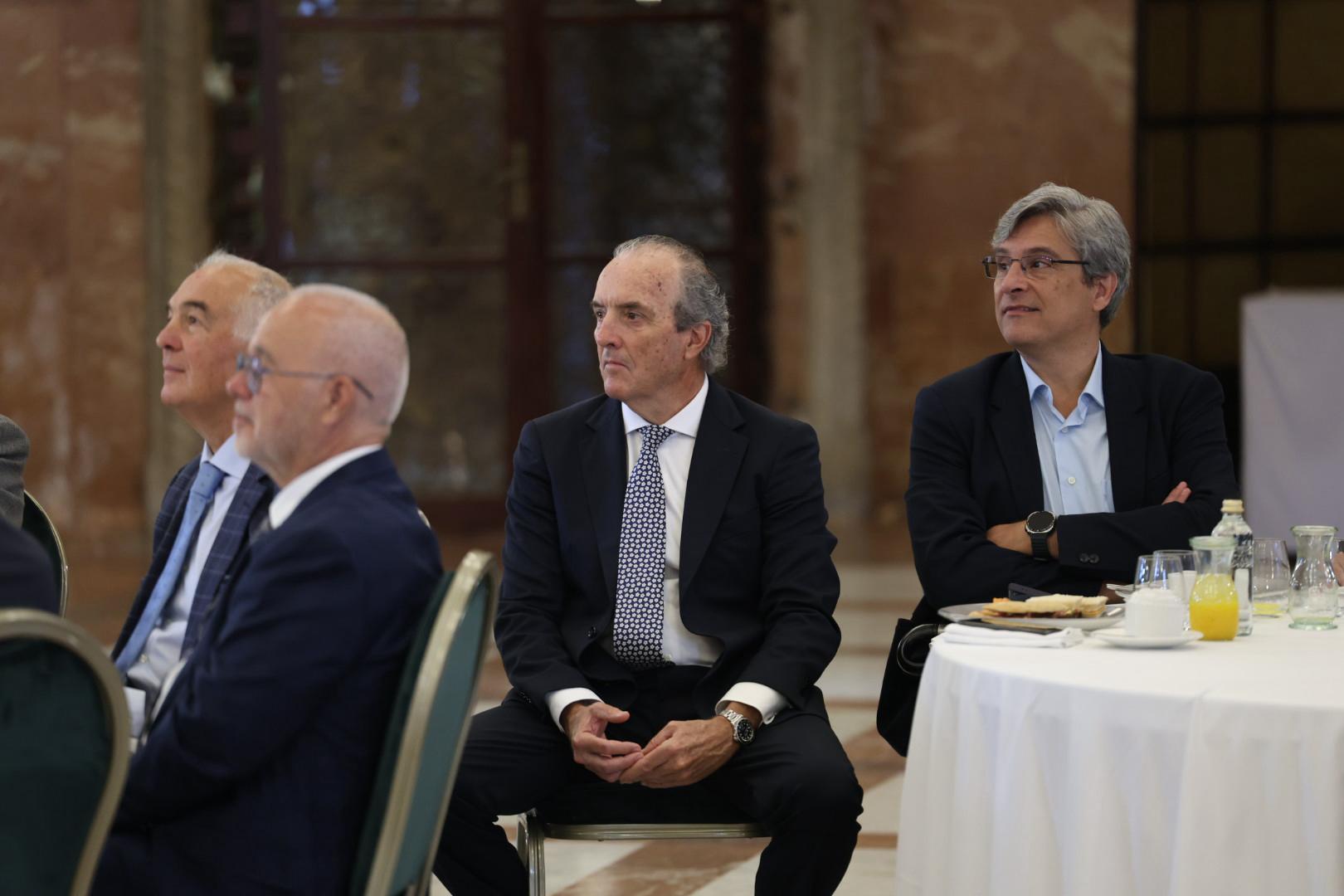 José Cabrera presenta el libro &#039;Las siete mentalidades&#039;
