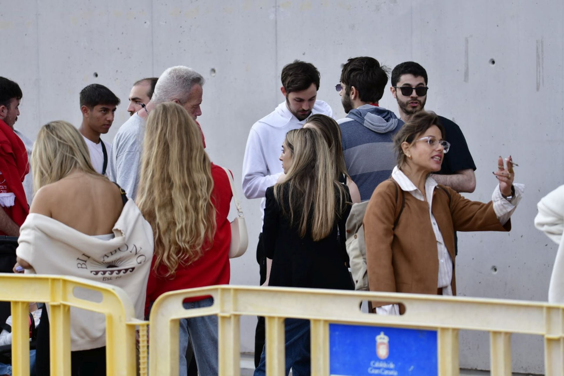 La manifestación pro Palestina a las puertas del Gran Canaria Arena, en imágenes