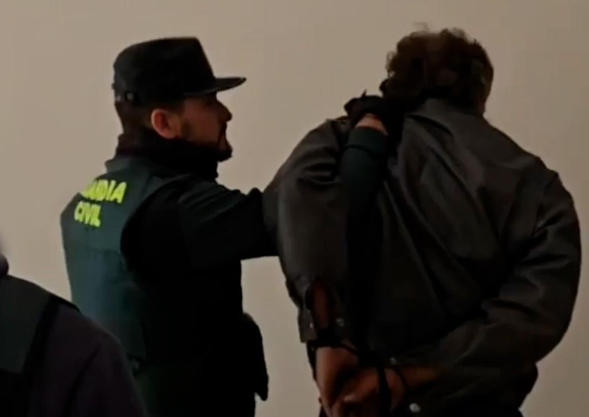 Imagen secundaria 1 - Detenidas siete personas por vender droga al menudeo en La Palma