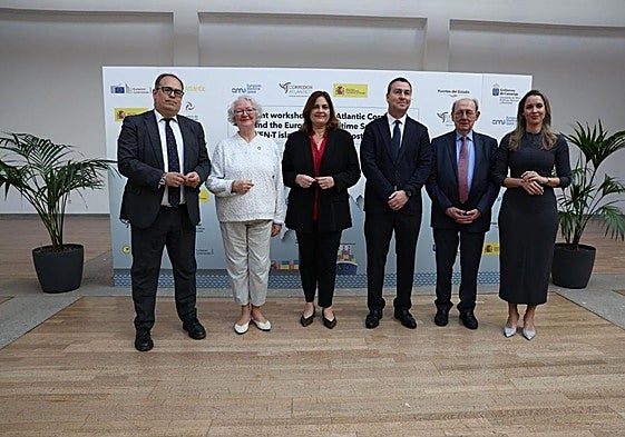 De izquierda a derecha: José Antonio Sebastián Ruiz, Gesine Meissner, Beatriz Calzada, Gustavo Santana, Carlos Sechi y María Fernández.