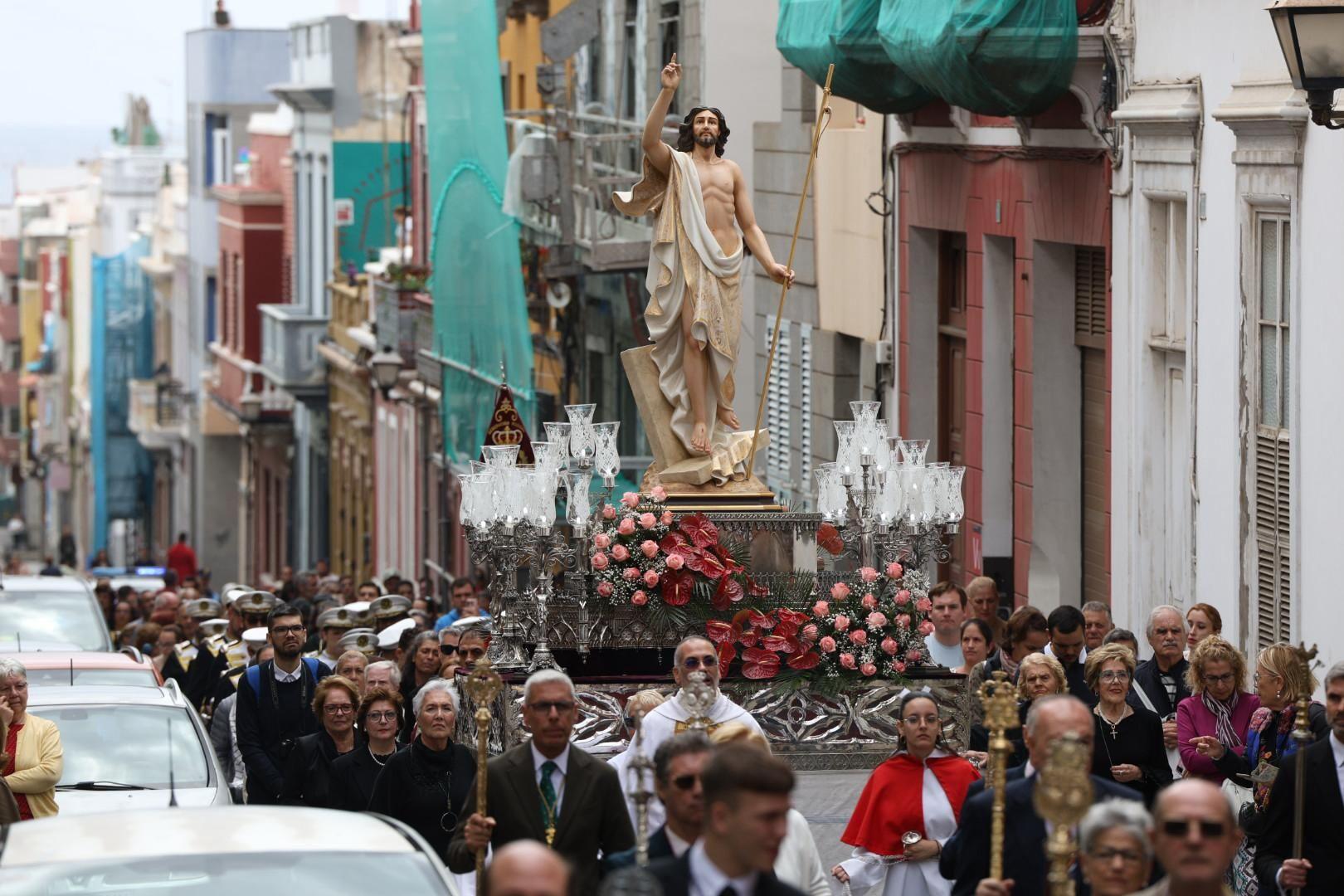 La procesión del Cristo Resucitado, en imágenes