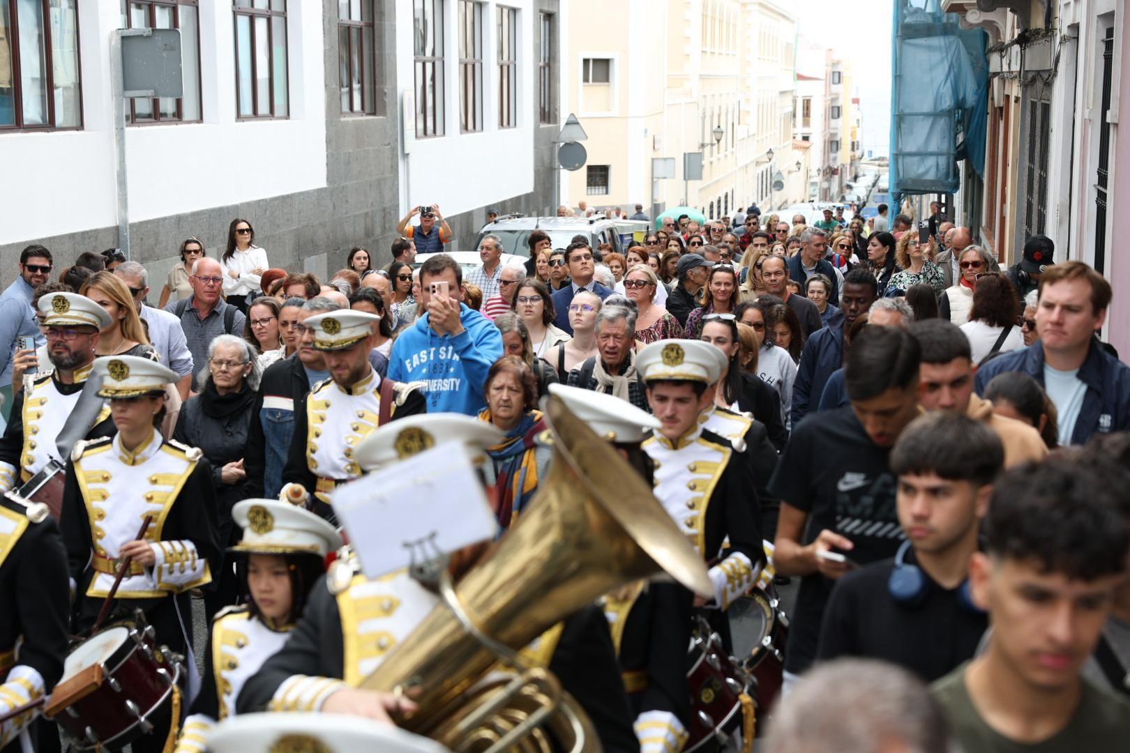 La procesión del Cristo Resucitado, en imágenes