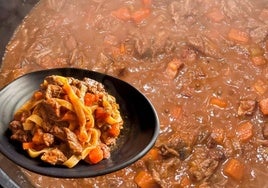 Exquisita receta de tagliatelle a la boloñesa: este guiso base que se volverá un imprescindible