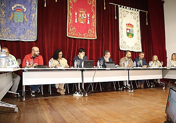 Momento del pleno matinal celebrado este martes en Yaiza.