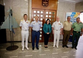 Presentación de los actos por el Día de las Fuerzas Armadas, en los que se contará con la presencia de los Reyes en Canarias.