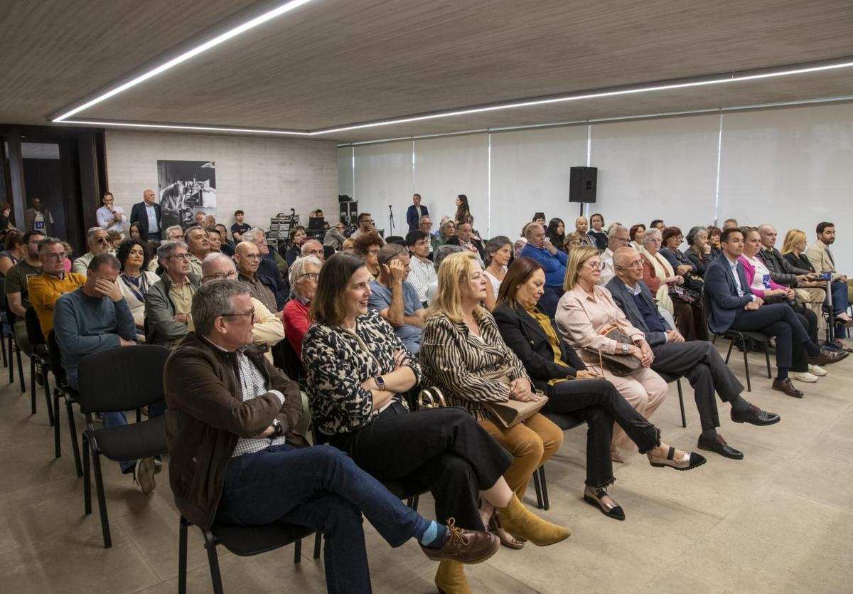 La inteligencia artificial no convence a los isleteros