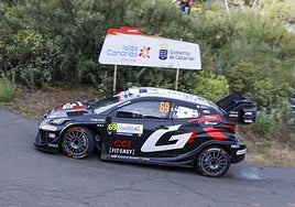 Rovanpera, durante el recorrido de este viernes.