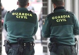 Dos guardia civiles en una imagen de archivo.